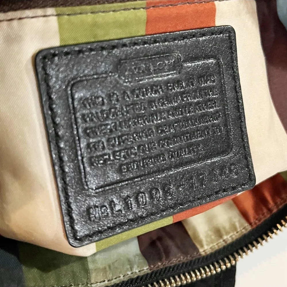 COACH Poppy Black Leather Purse 17048 - Picture 6 of 6